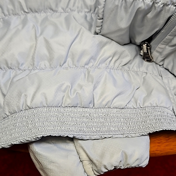 Athleta Goose Down Silver/Grey Puffer Jacket. - Picture 11 of 13